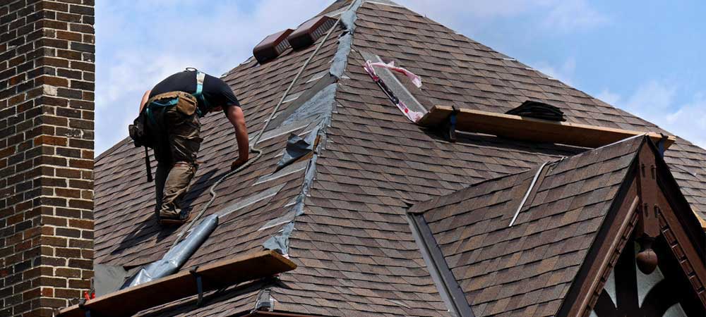 Hickory's Trusted Roof Repair Experts: Storm Damage Solutions